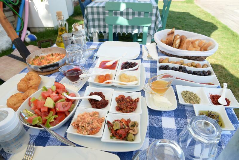 Bellezza Hotel Cesme Bagian luar foto